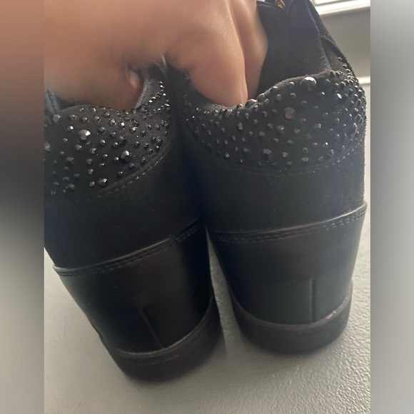 Guess size 8 heel sneaker bling gem - Picture 4 of 10